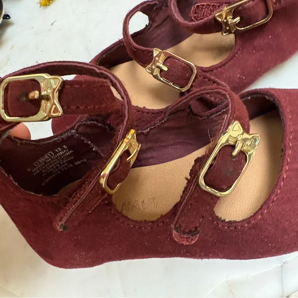 Old Navy Burgundy Mary Jane Dress Shoes for Kids